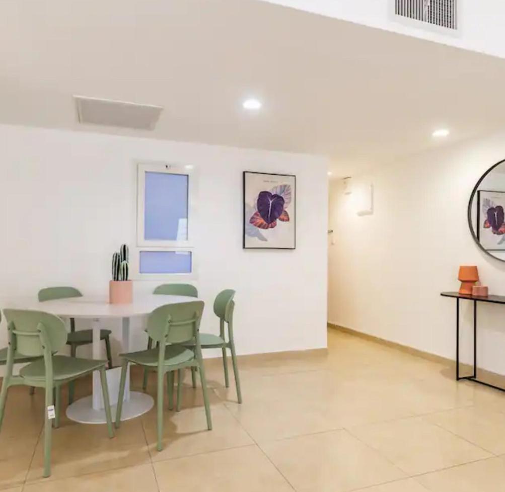 Apartment In Rehavia Йерусалим Екстериор снимка