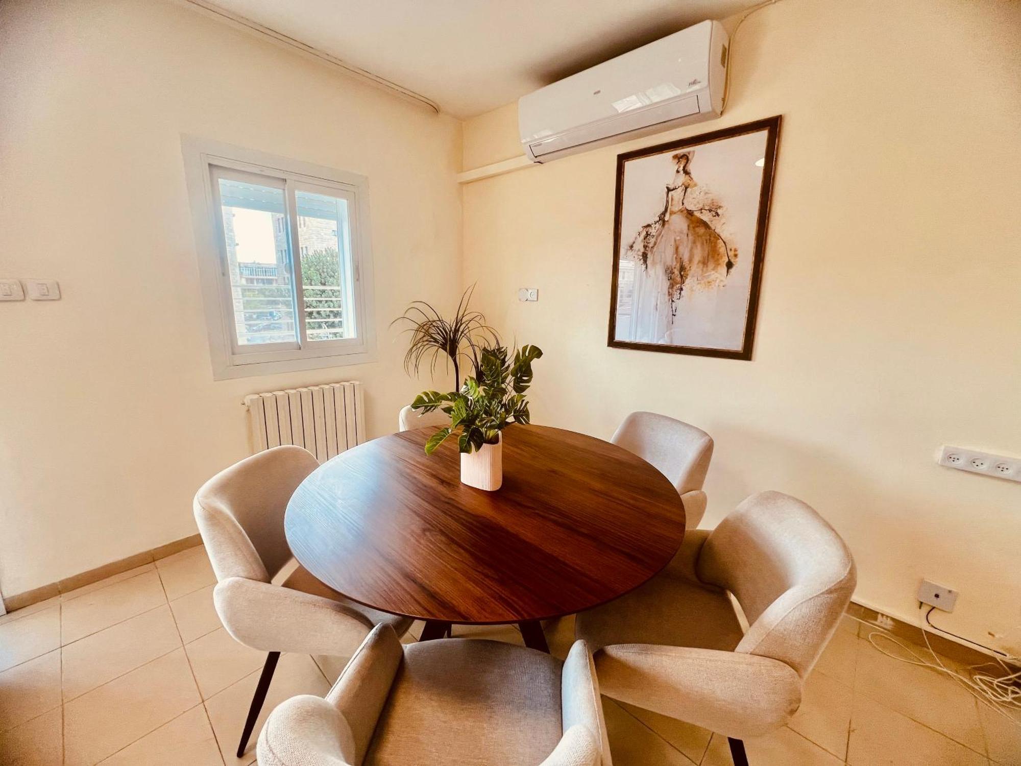 Apartment In Rehavia Йерусалим Екстериор снимка